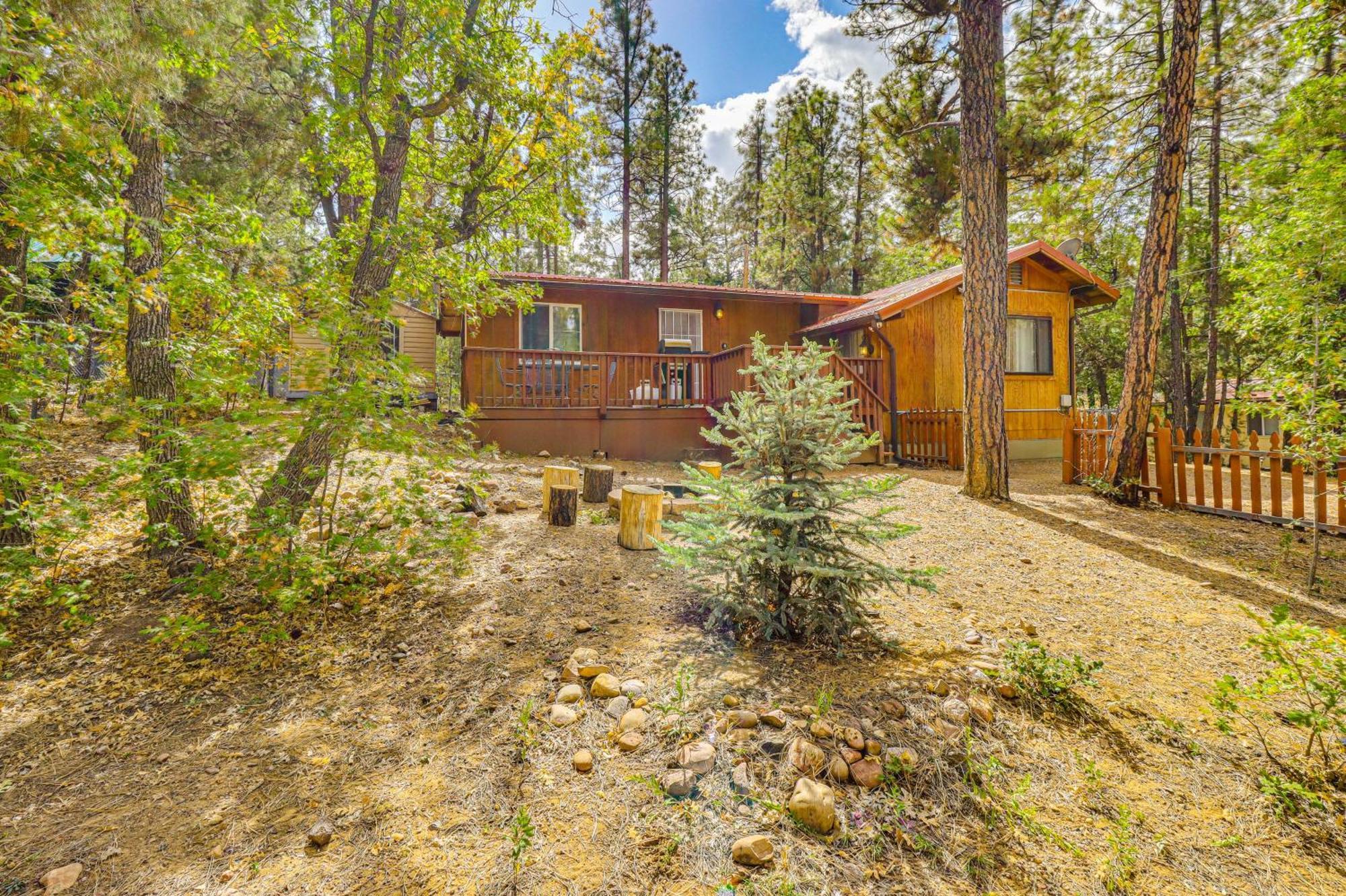 Cozy Lakeside Escape with Deck 4 Mi to Rainbow Lake Pinetop-Lakeside Exterior foto